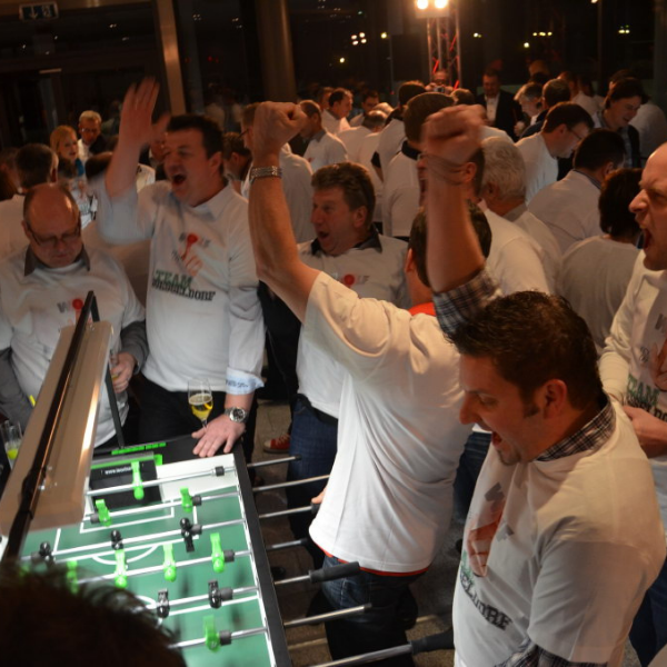 Kickerevent als Teamincentive mit professionellen Tischkickern mit DONAUEVENTS