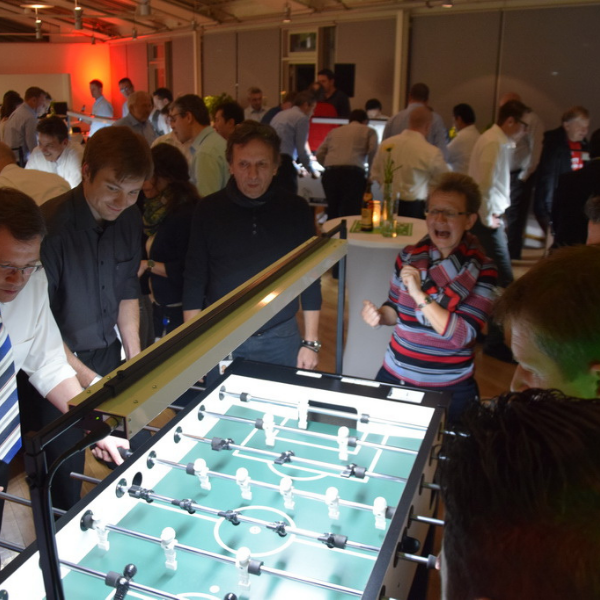 Kickerevent als Teamincentive mit professionellen Tischkickern mit DONAUEVENTS